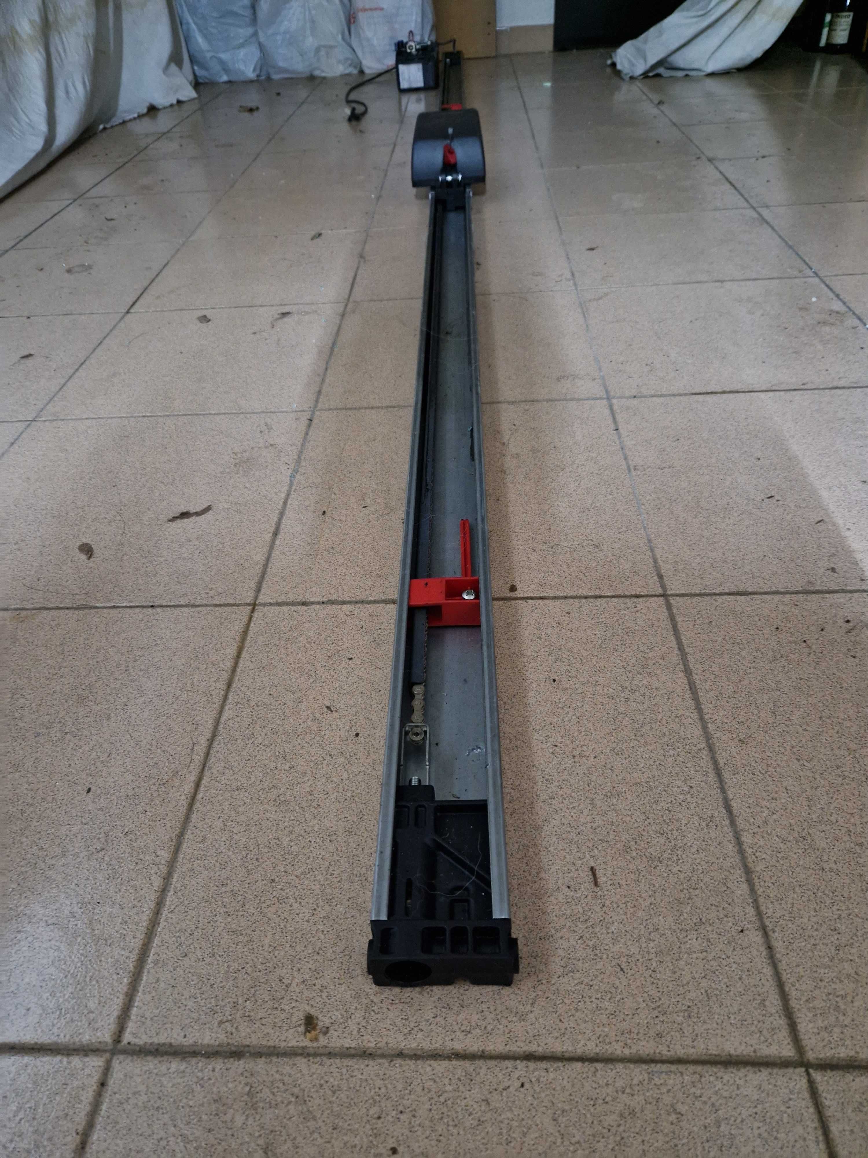 Motor para portão de garagem e calha (Avariado)