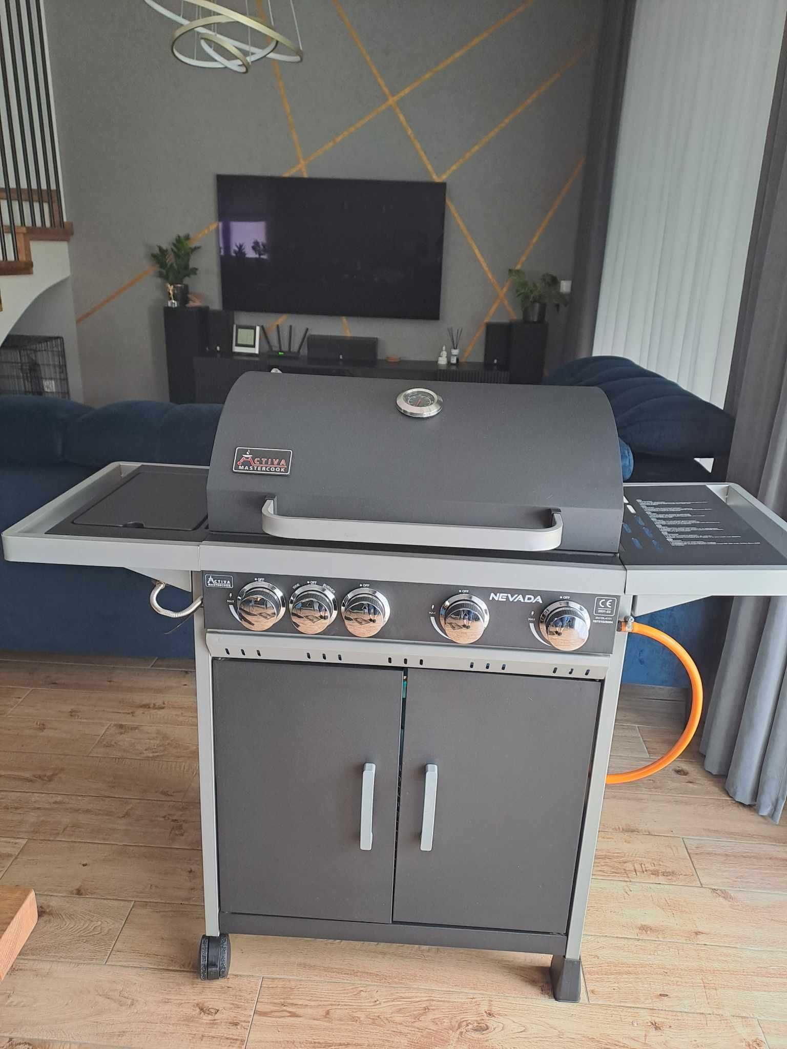 !!!Grill gazowy NEVADA 4+1 - praktycznie nowy z nabitą butlą 11 kg!!!