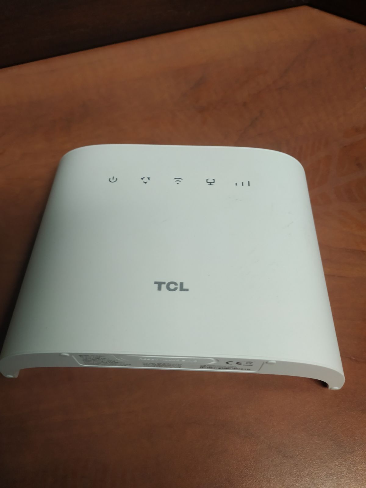 Router TCL 2.4 GHz.  5ghz.