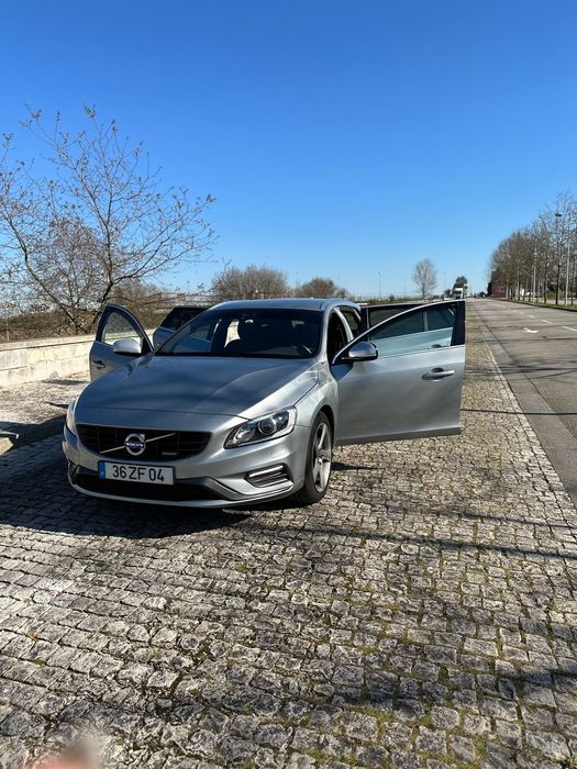 Volvo V60 2.4 D6 R-Design AWD Phev