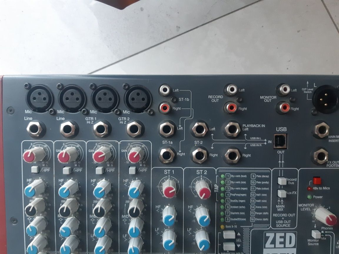 Allen&heath zed 10fx