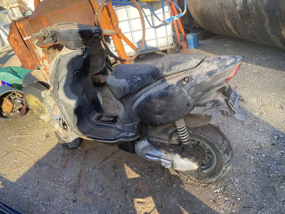 Scooter Aprilia Rally peças