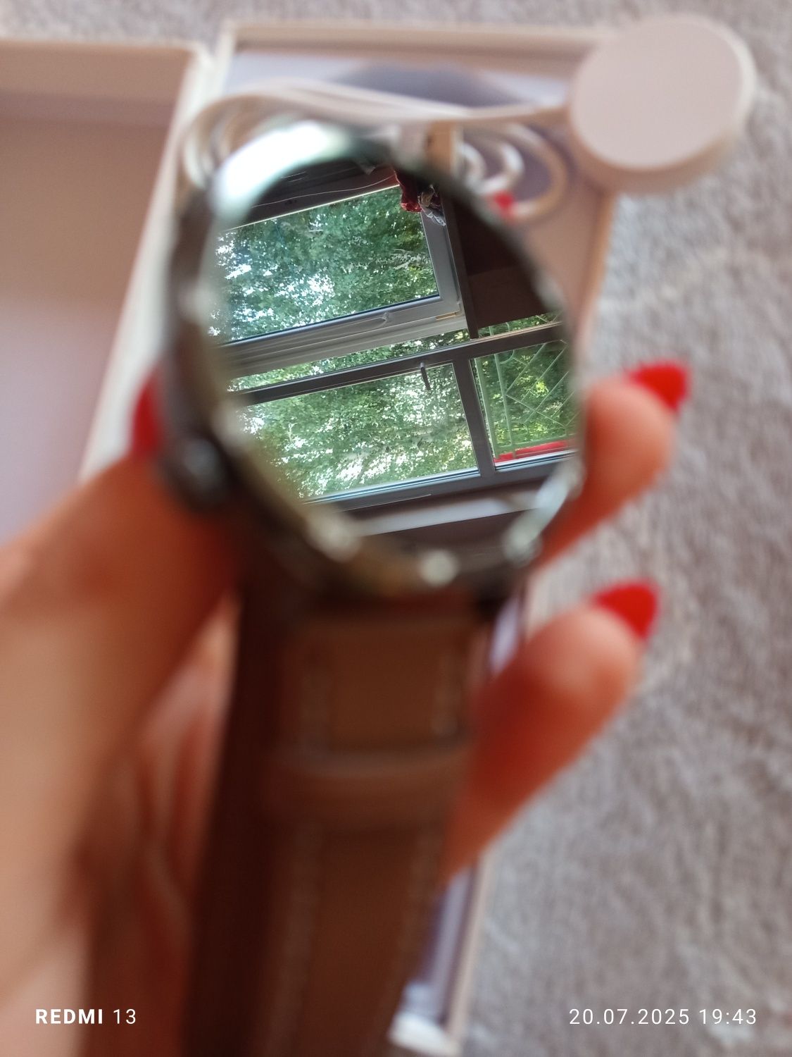 Smartwatch w stylu retro (skórzany)