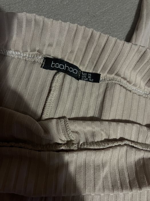 Spodnie z wysokiem stanem / legginsy / spodnie w prażki