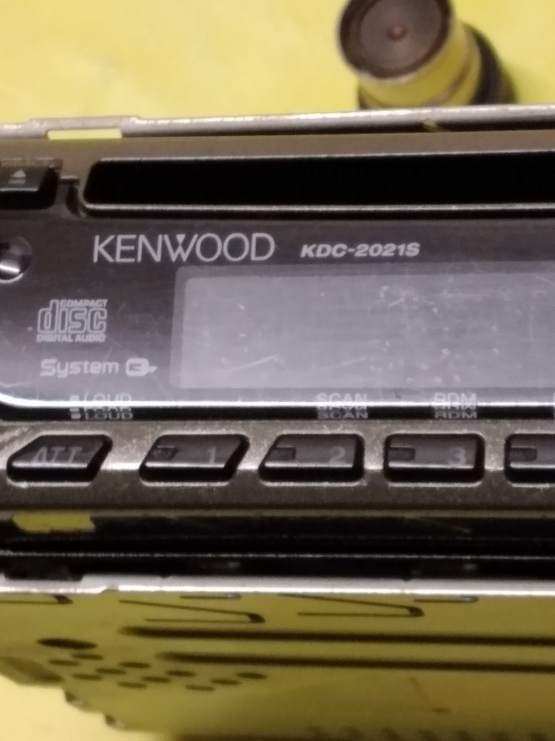 Auto Rádio Kenwood KDC- 2021S Bom Estado de Funcionamento