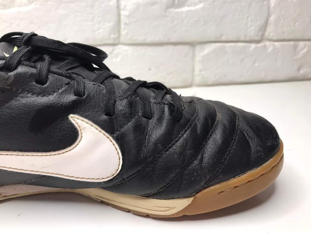 Buty chłopięce sportowe Nike Rozmiar 38