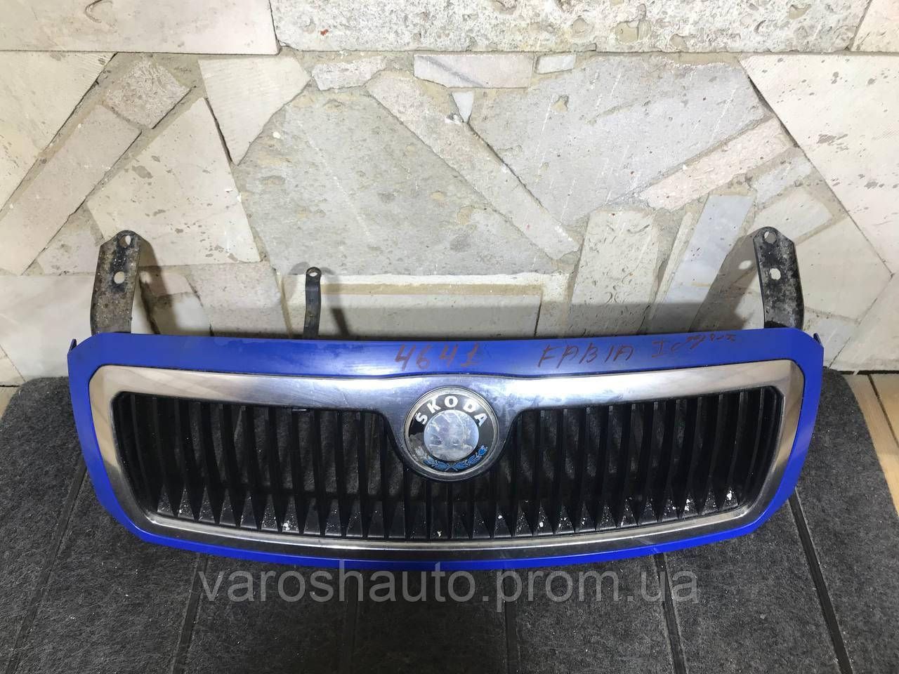 Ришітка радіатора дорестайл Skoda Fabia I 6Y0853668 4641