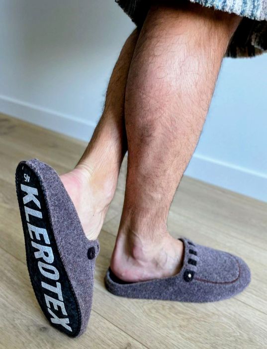 Продам капці чоловічі