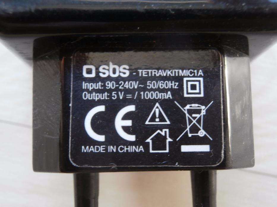 Carregador SBS com ligação USB