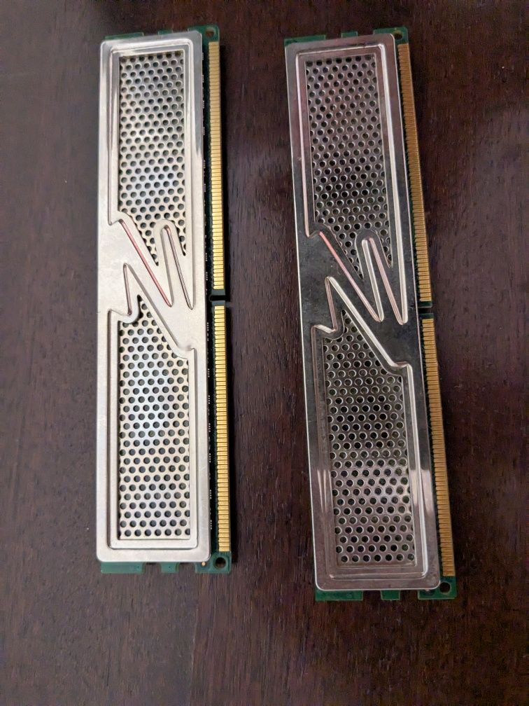 Pamięć RAM OCZ Gold Edition 1GB (1x1GB) DDR2