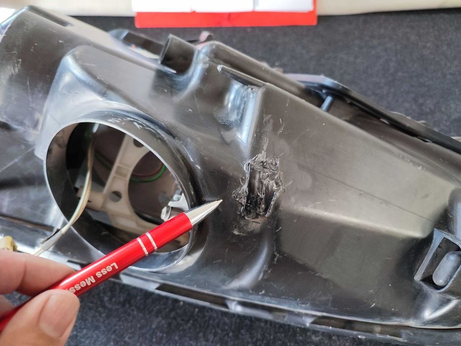 Citroen C4 Picasso I (2006/2013) Lampa przednia PRAWA  / EU