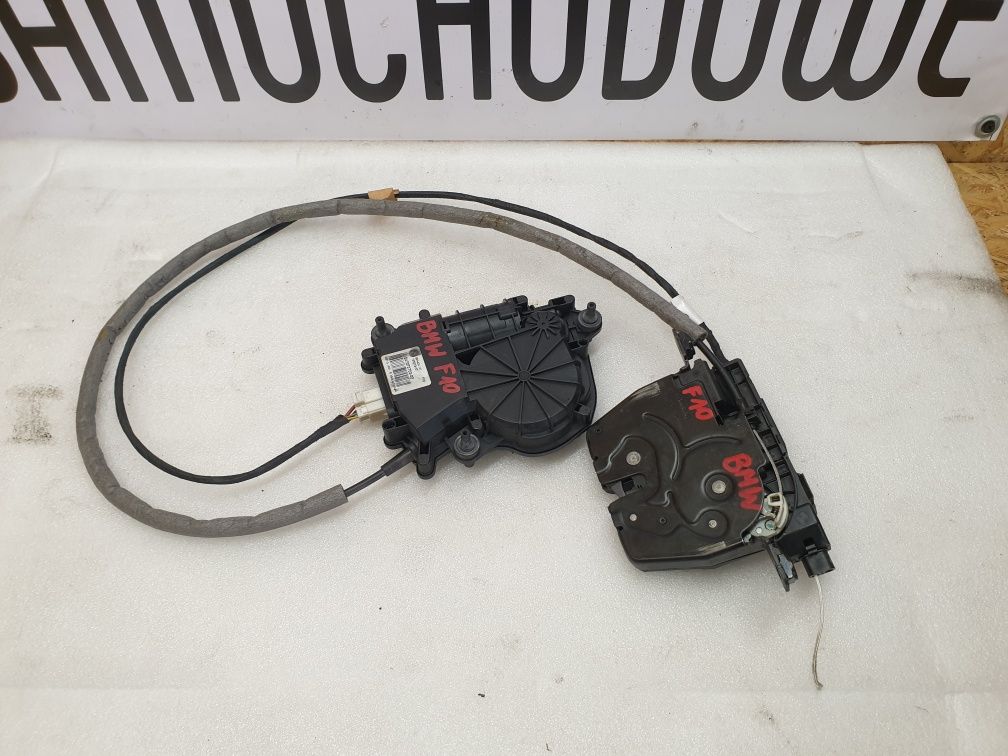Bmw F01 F15 F10 F11 F31 zamek klapy bagażnika dociąg rygiel części