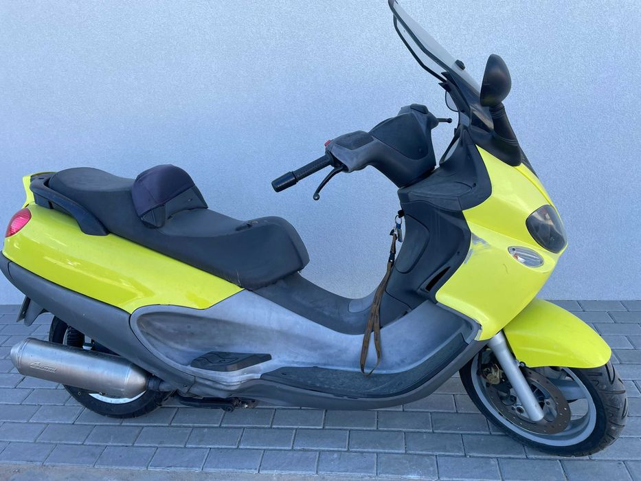 Piaggio X9 500 cm3