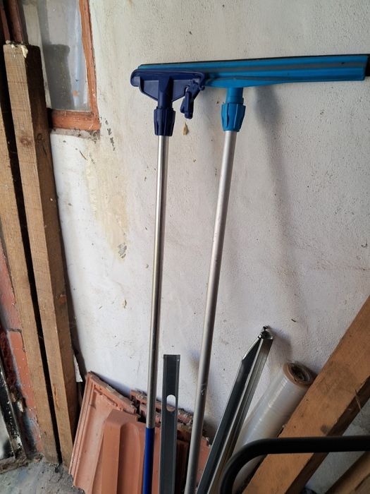 Vendo Carro limpeza