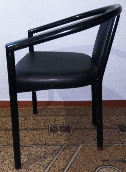 Стулья неубеваемые