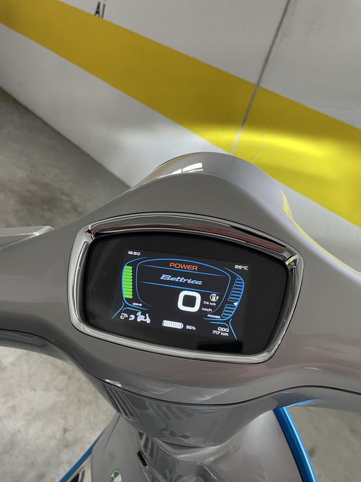 Vespa Elettrica 45
