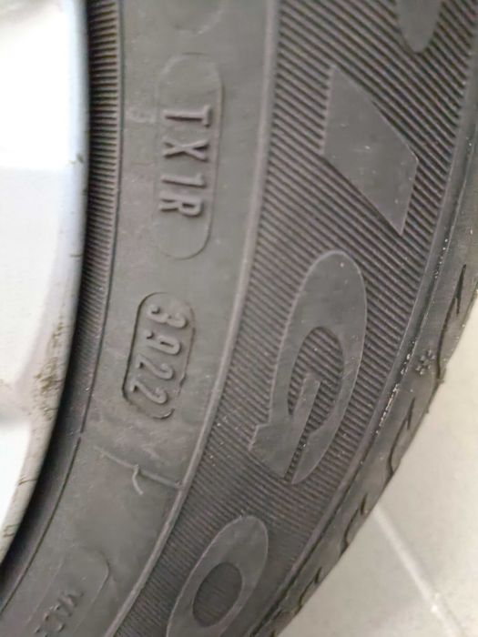 Koła 16' VW 5x112 Passat B6. Opony zimowe Dębica Frigo 2 jednosezonowe