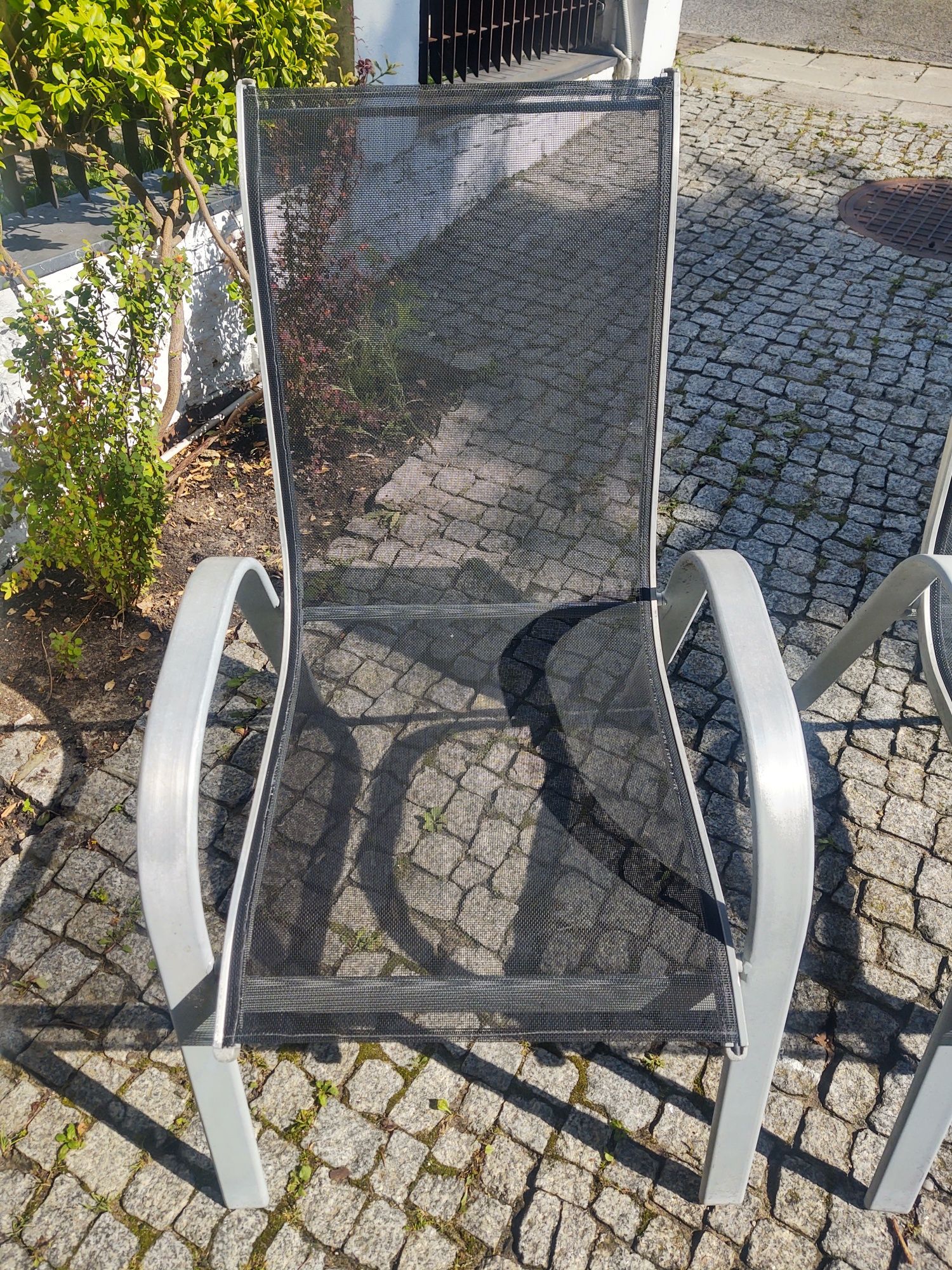 Stolik Garten z 2 krzesłami używany