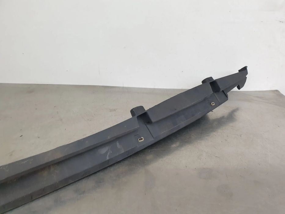 Guia de pára-choques trás central RENAULT Kangoo (KW0/1_)