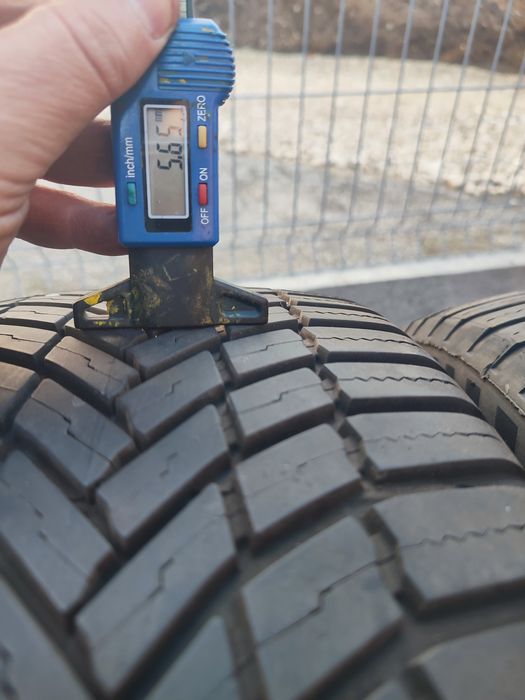 Komplet opon Bridgestone WeatherControl A005 Evo 215/55/16 97V