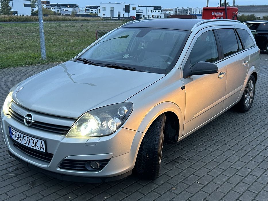 Opel Astra H Kombi 2005r