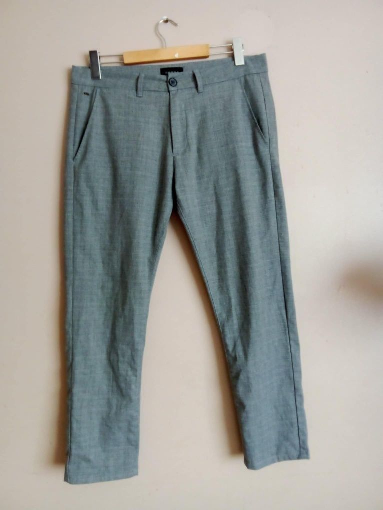 Szare spodnie eleganckie chinos gabba
