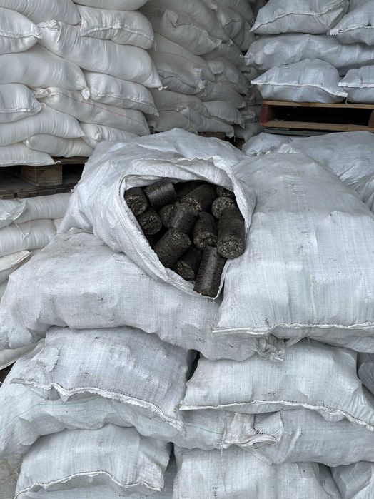 Брикеты топливные из лузги подсолнечника от производителя.