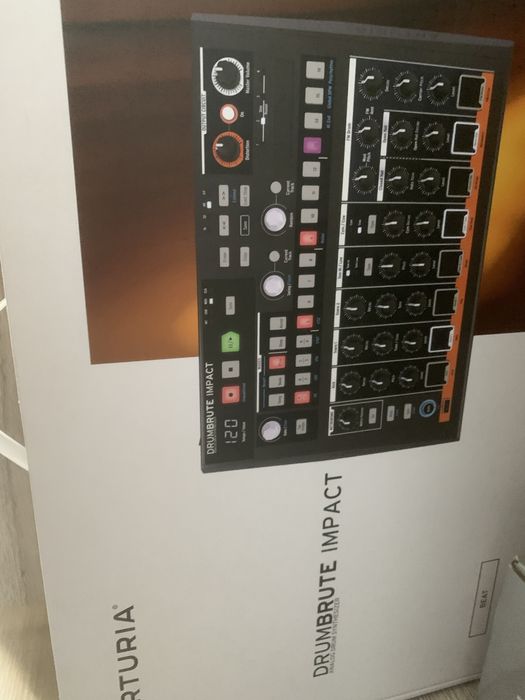 Arturia Drumbrute Impact