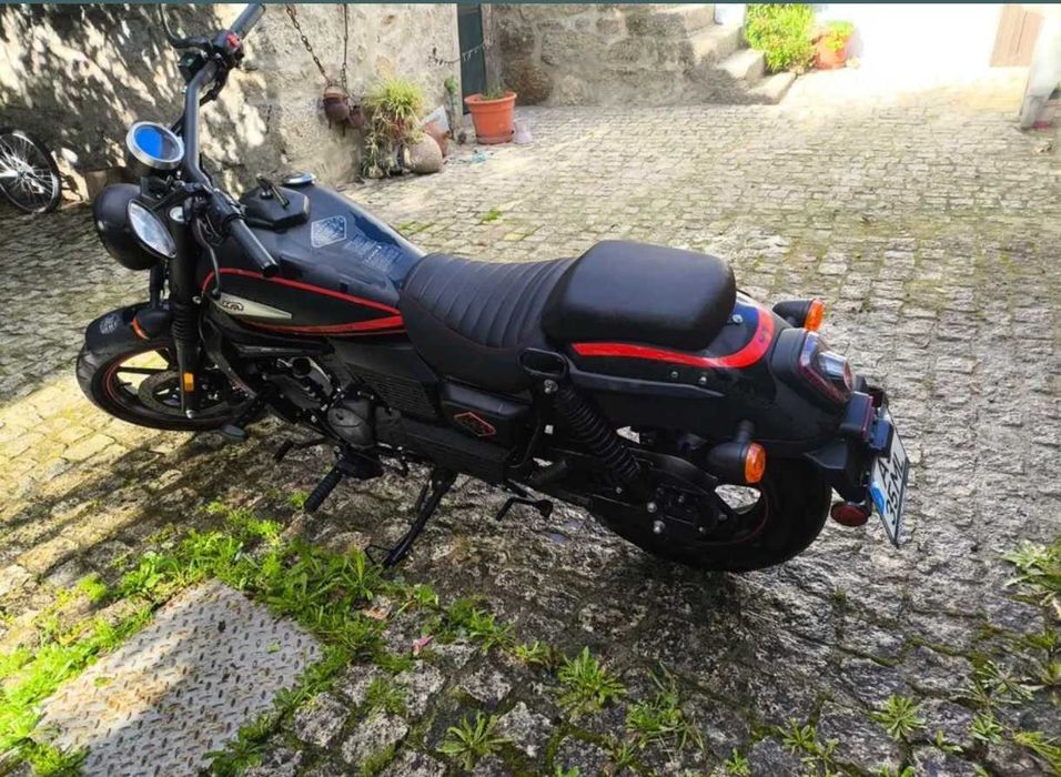 Renegade Vegas 125 – Ano 2022 – Só 2107 km – Impecável!