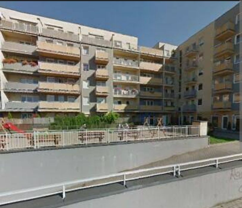 Miejsce w hali garażowej