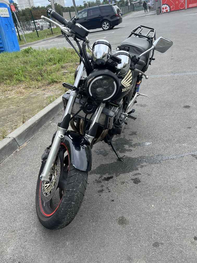 Мотоцикл Honda CB400SF 1998г.