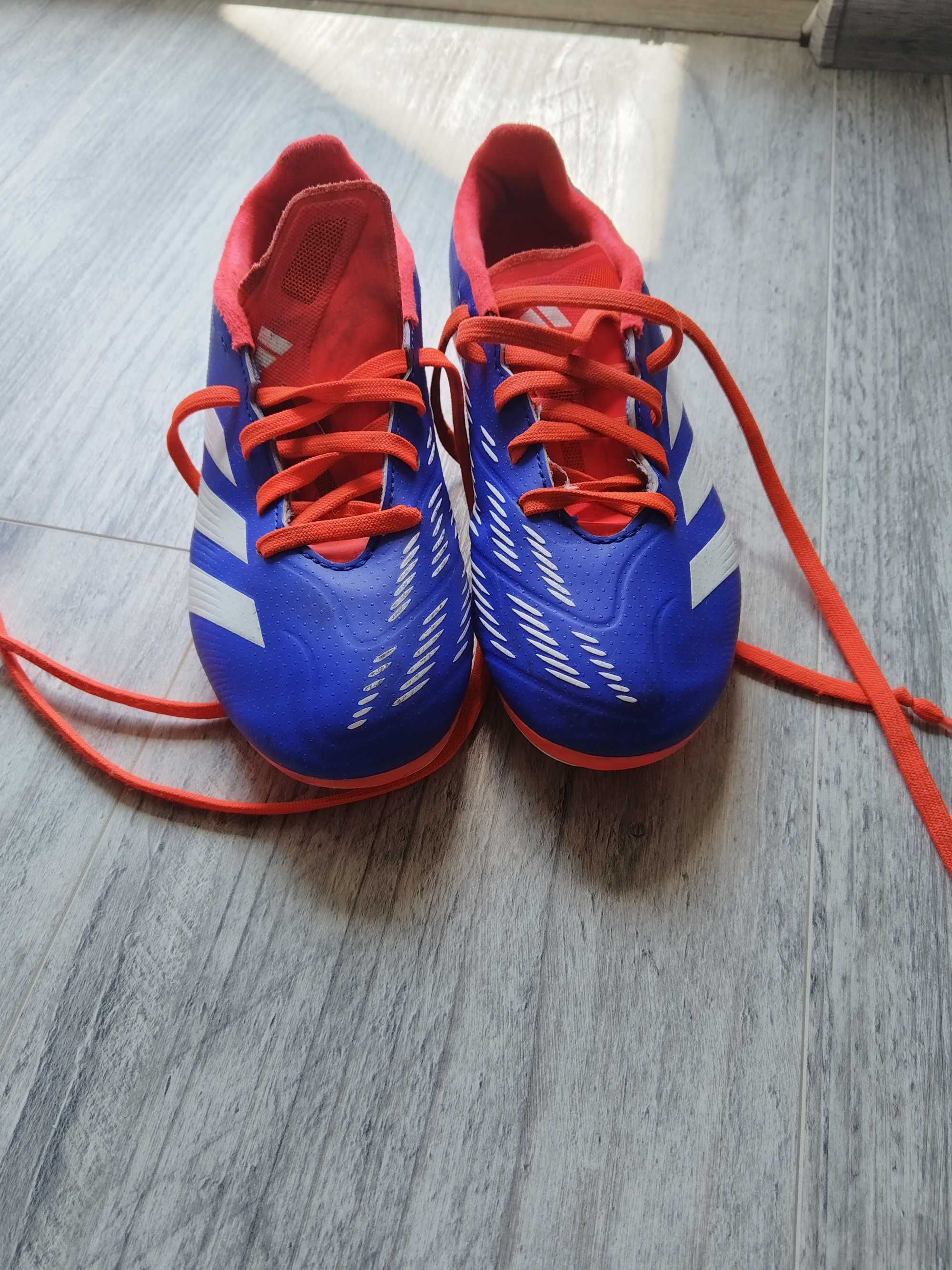 Buty piłkarskie adidas korki 34