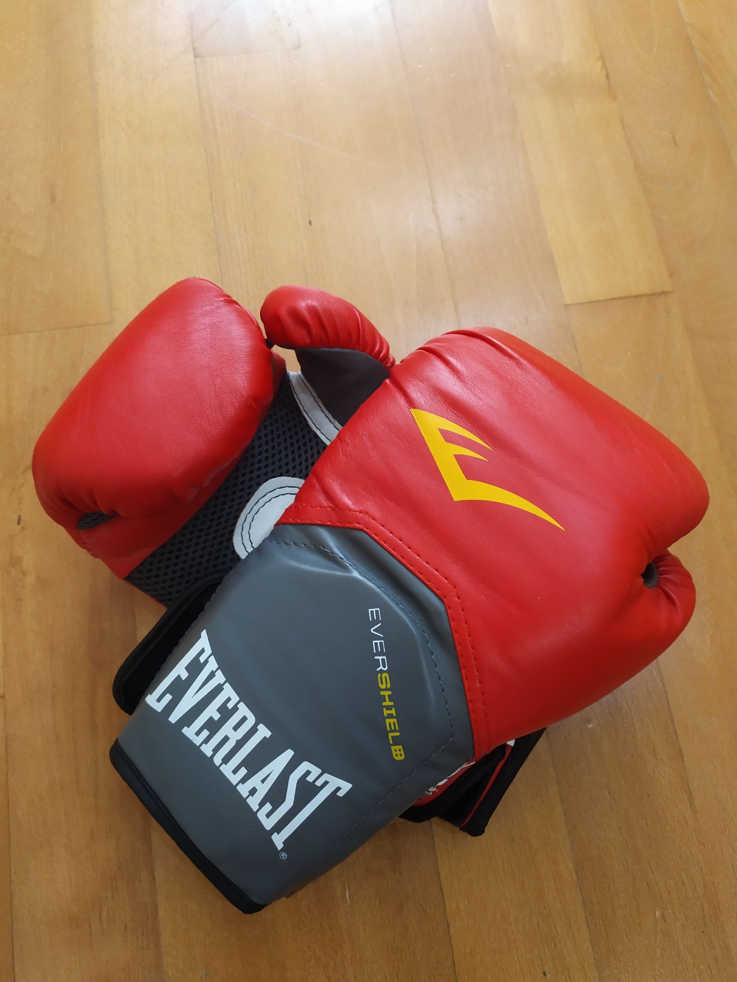 Rękawice bokserskie, do kick-boxingu Everlast