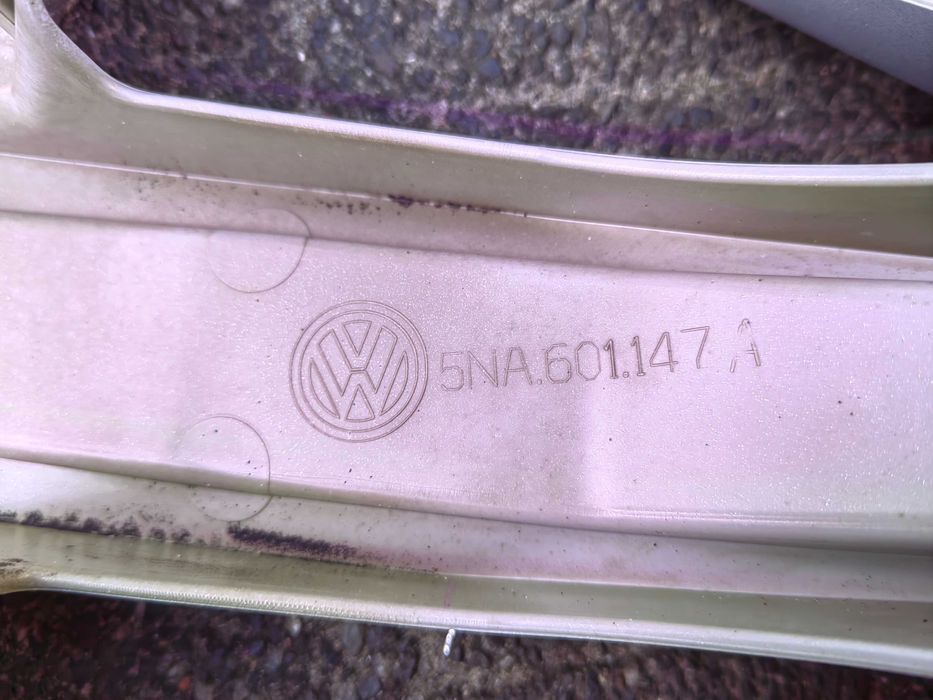 Kołpaki 17 cali VW komplet Oryginalne Tiguan Caddy Golf Passat