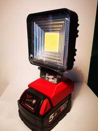Milwaukee m18 lampa led z adapterem do akumulatorów Zabezpieczenie