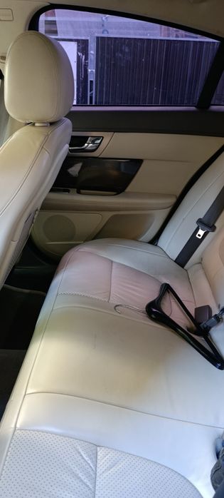 Jaguar XF 2.7 V6 Luxury