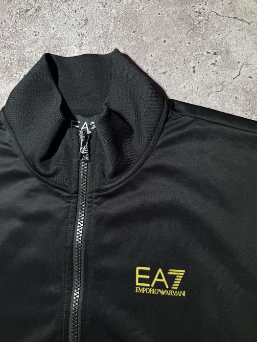 Олімпійка Emporio Armani