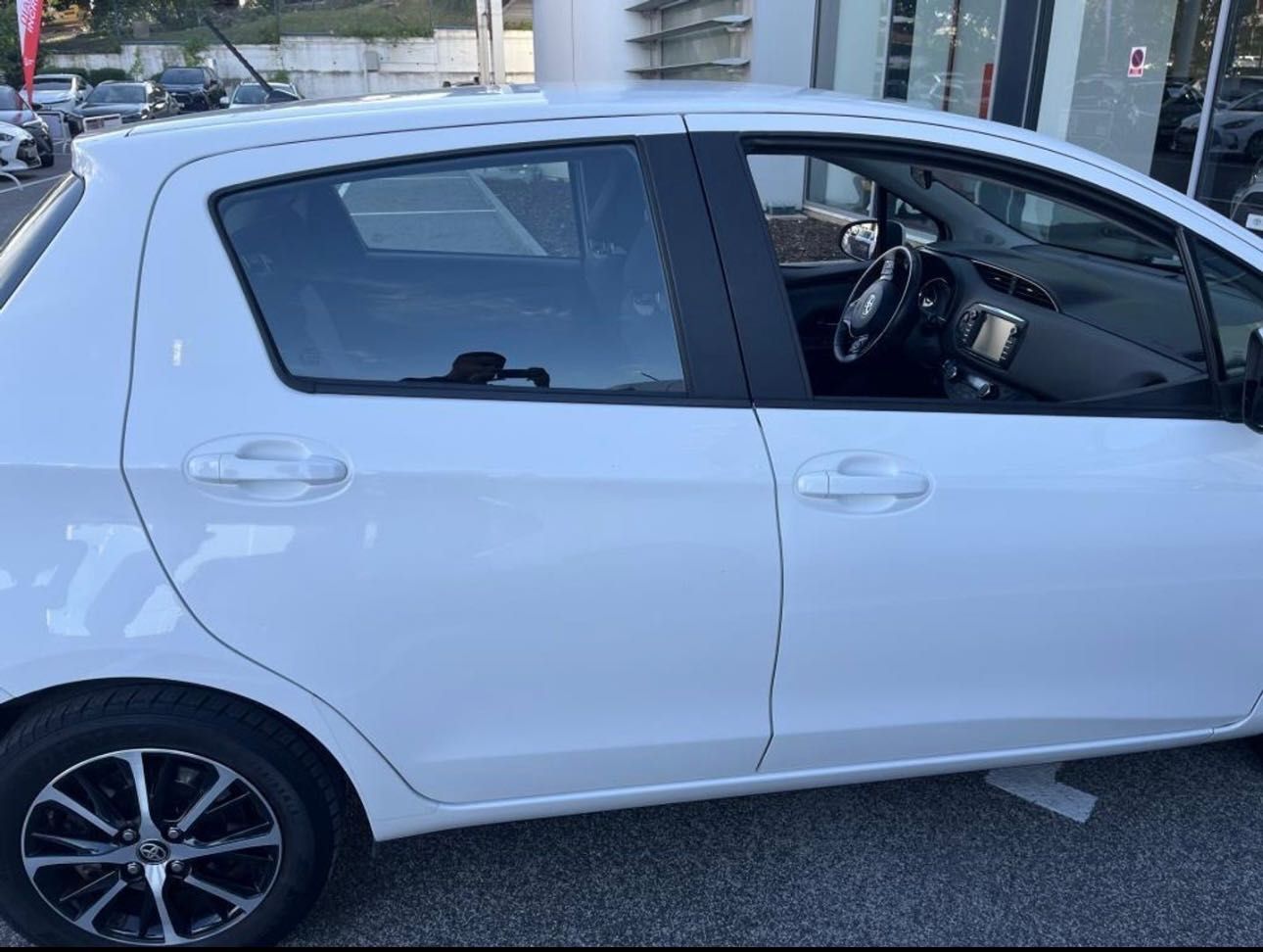 TOYOTA YARIS 2019 Hybrid comfort