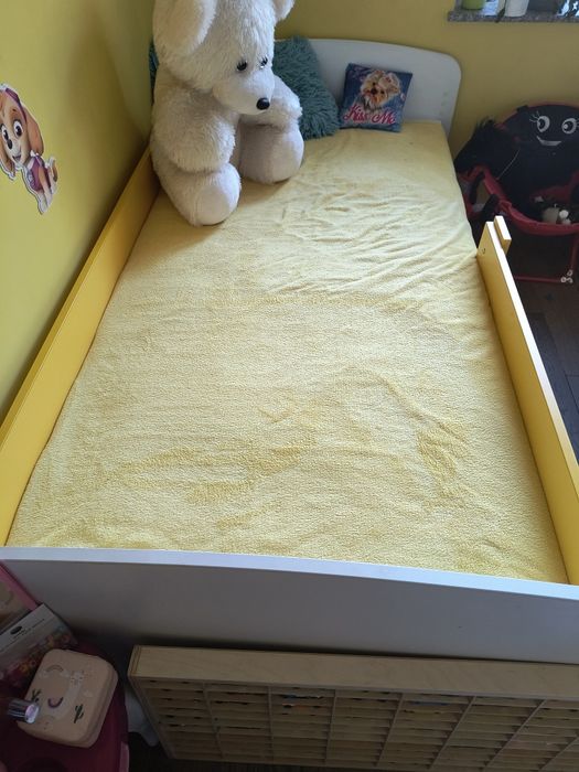 Łóżko dziecięce ..