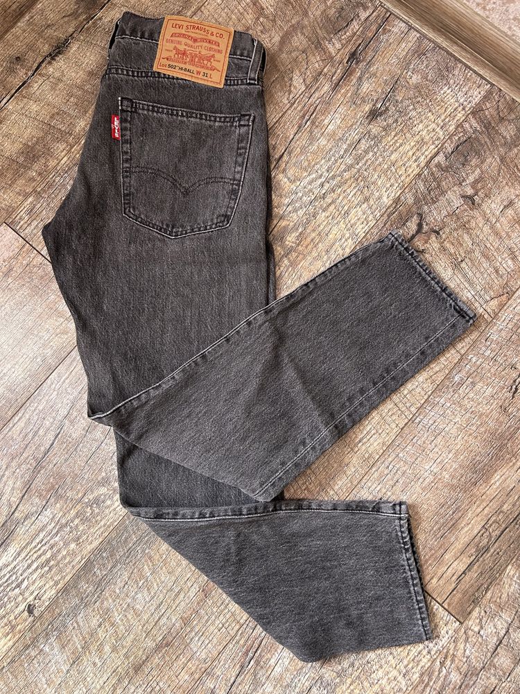 Чоловічі сірі джинси levis 502 w 31