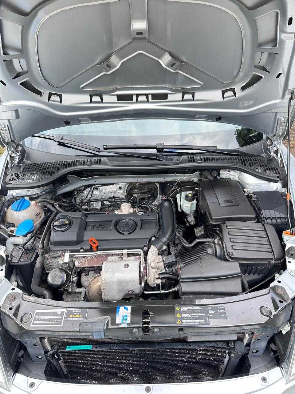 Продаю свое авто Skoda Octavia 2009