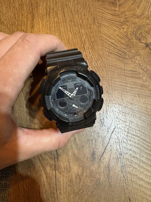 Zegarek Casio G-Shock GA-100 - sprawny, wymiana baterii i paska