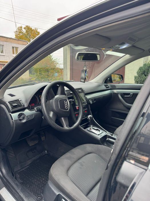 Audi a4 в гарному стані