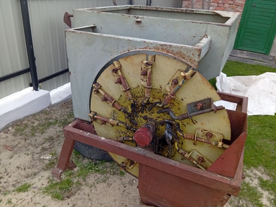 Картоплесаджалка