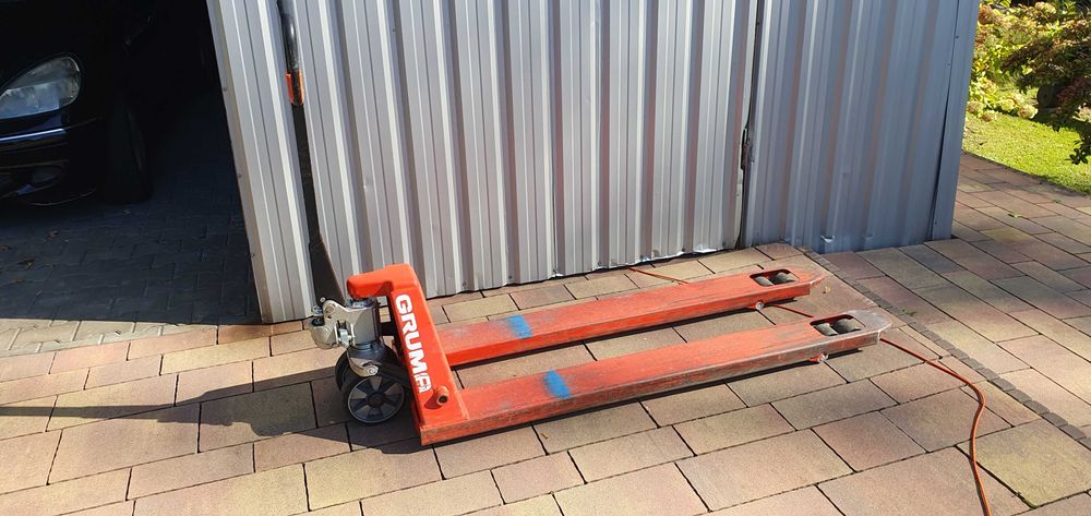 Wózek paletowy - paleciak - GRUMA - udźwig 2500 kg - długie widły