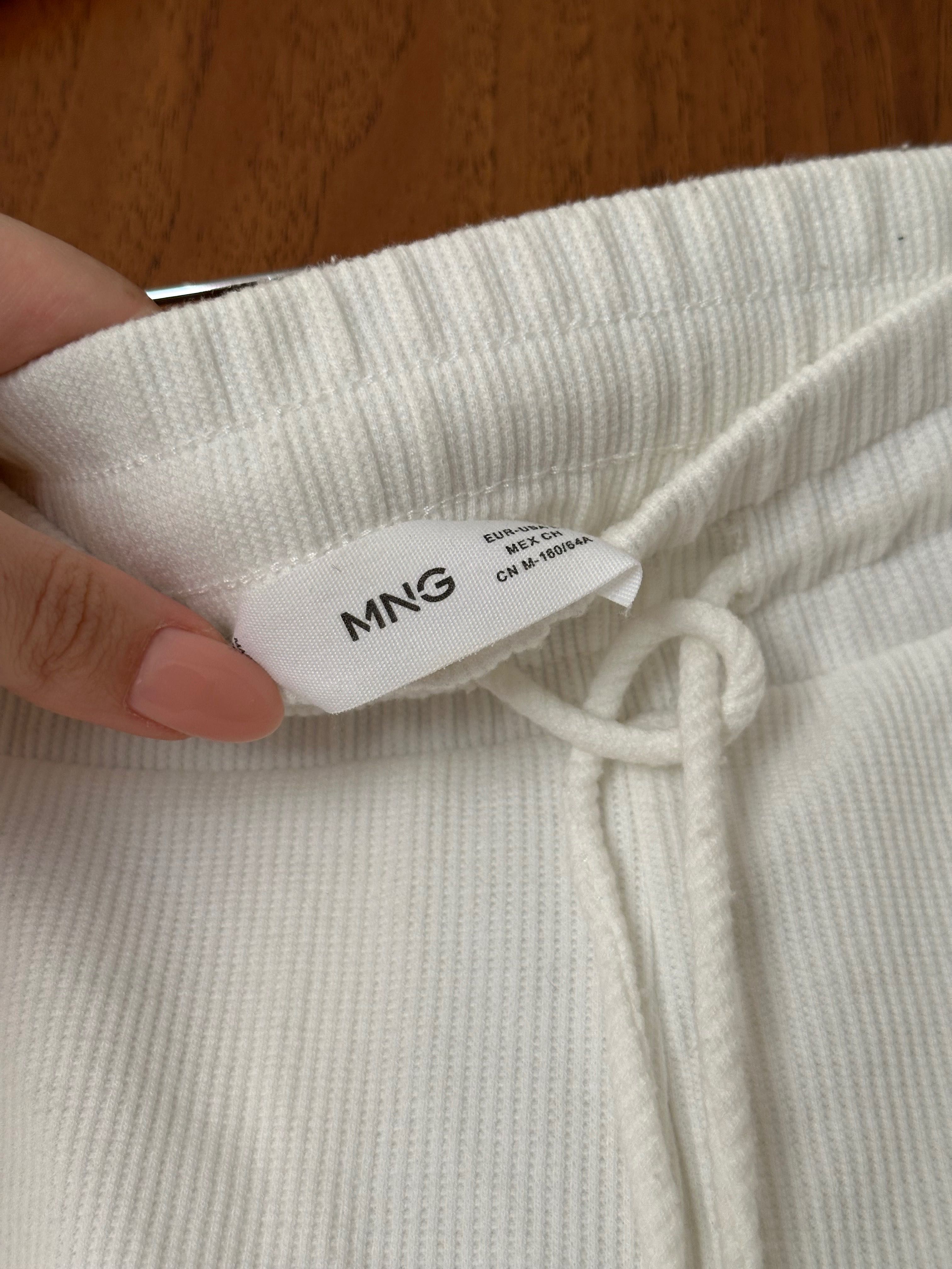 Белые шорты Zara