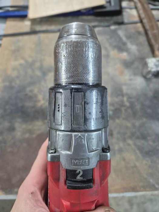 Wiertarko-wkrętarka udarowa Milwaukee M18 OneKey ONEPD2 uszkodzona