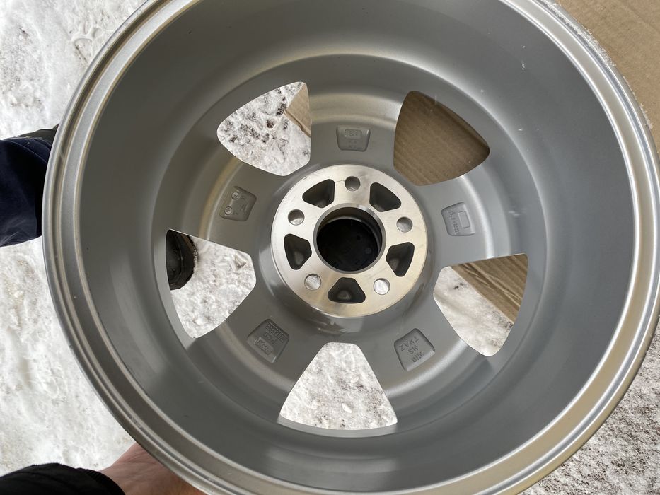 Felga alu 6,5x16 ET50 5x114,3  DEZENT nowa powystawowa