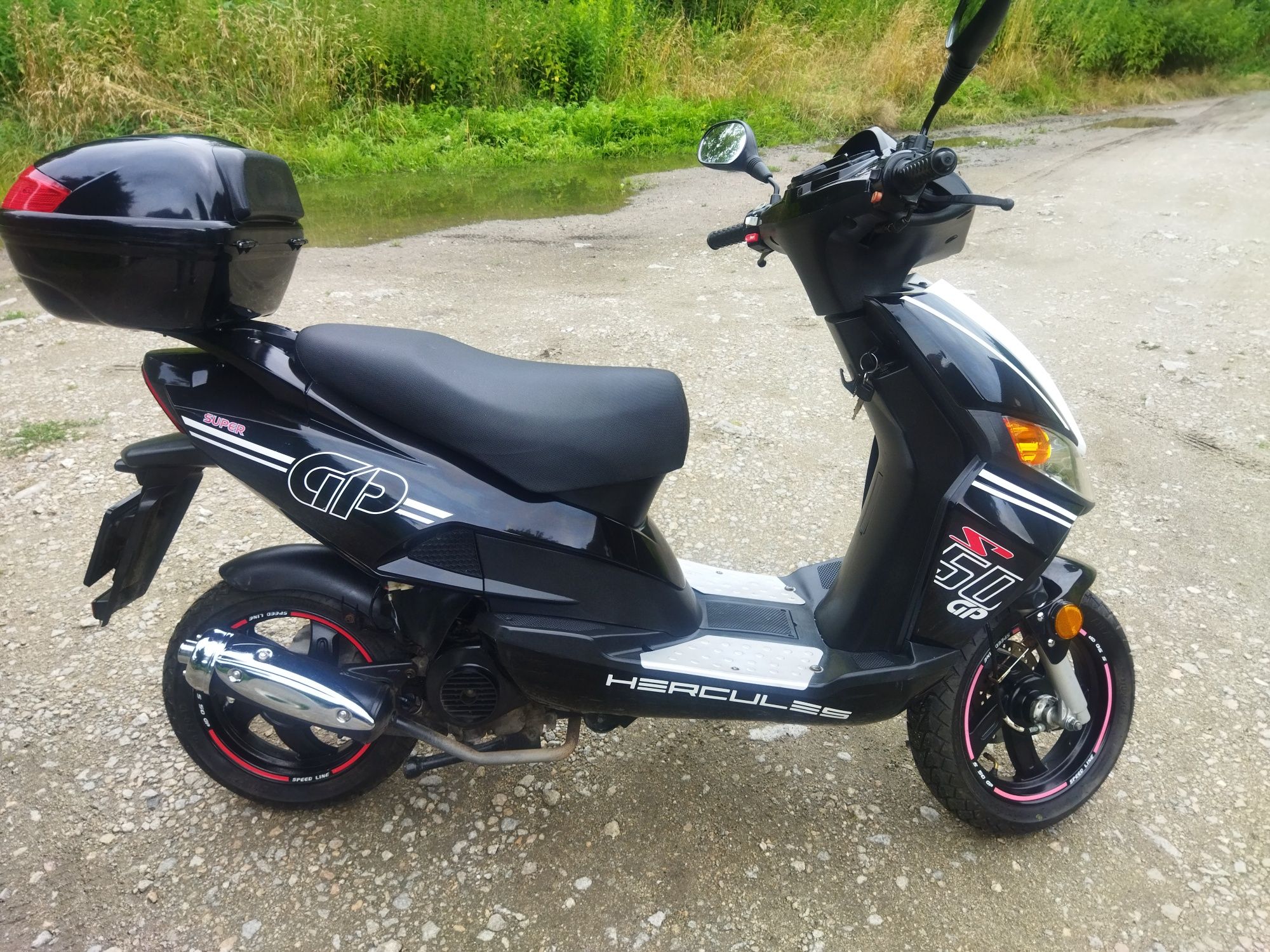 Skuter 50cm3, 4T w bardzo dobrym stanie
