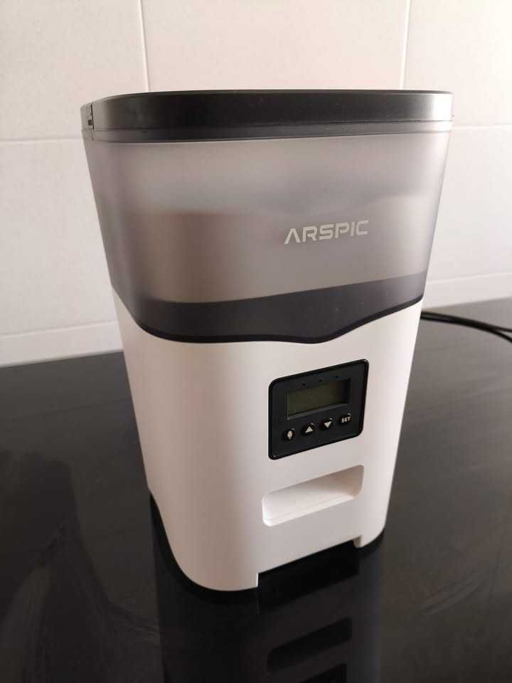 Dispensador de Comida Automático Cão/Gato